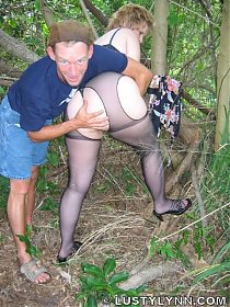Scandalizing fuck in the woods