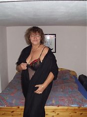 Mature BBW Housewife