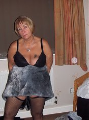 Mature BBW Housewife