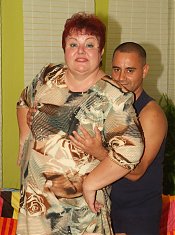 Intense live sex show with a chunky mature BBW named Margaret taking young cock in her twat